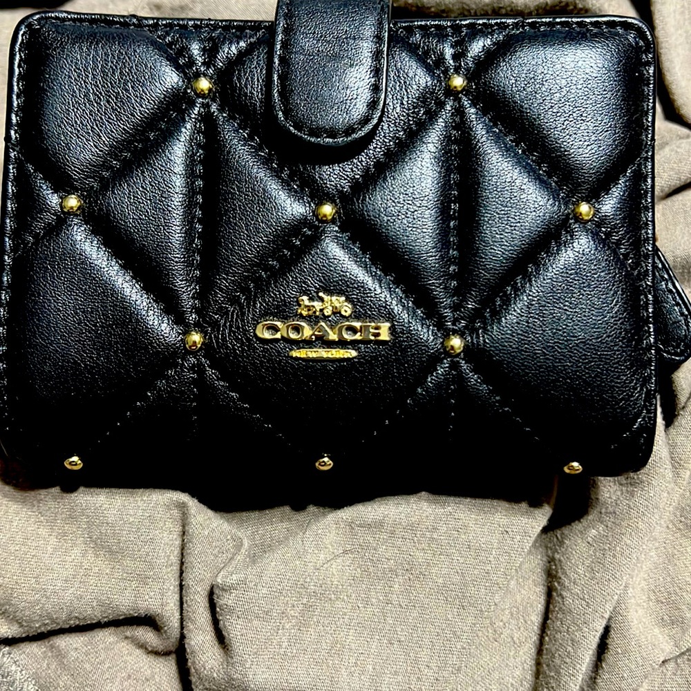 Small coach black wallet